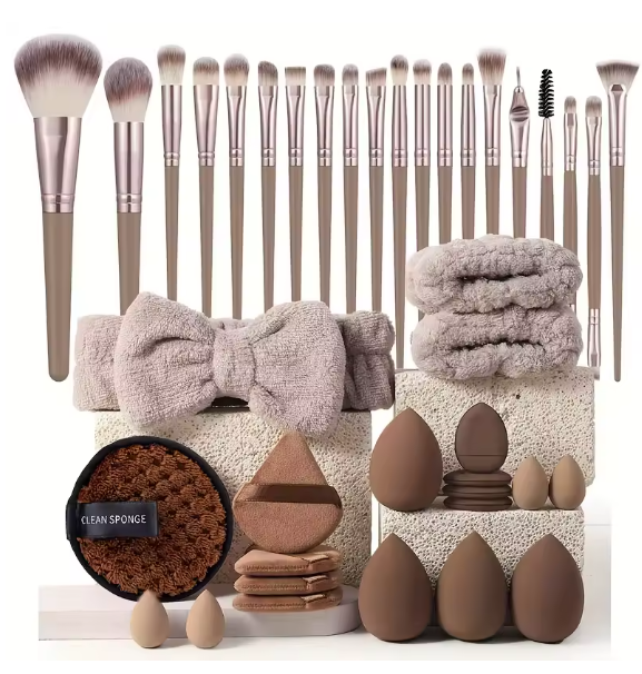 mona Beauty Kit